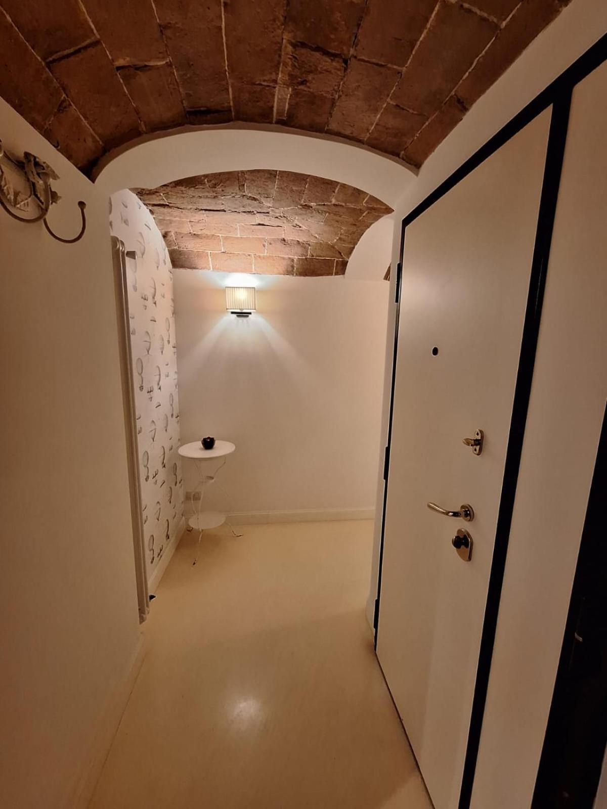 Cozy & Charming Florentine Hideaway By Oteego Florence Buitenkant foto